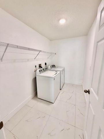 205 SW Chelsea Terrace, Port St Lucie, FL 34984