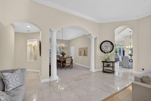 2773 Tecumseh Drive, West Palm Beach, FL 33409