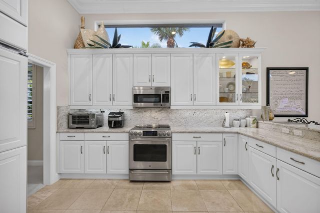 2773 Tecumseh Drive, West Palm Beach, FL 33409