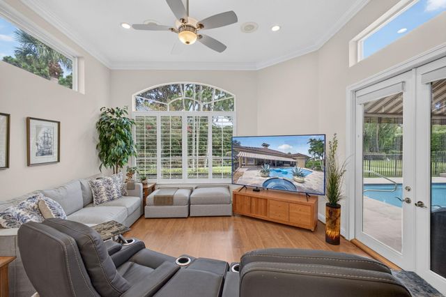 2773 Tecumseh Drive, West Palm Beach, FL 33409
