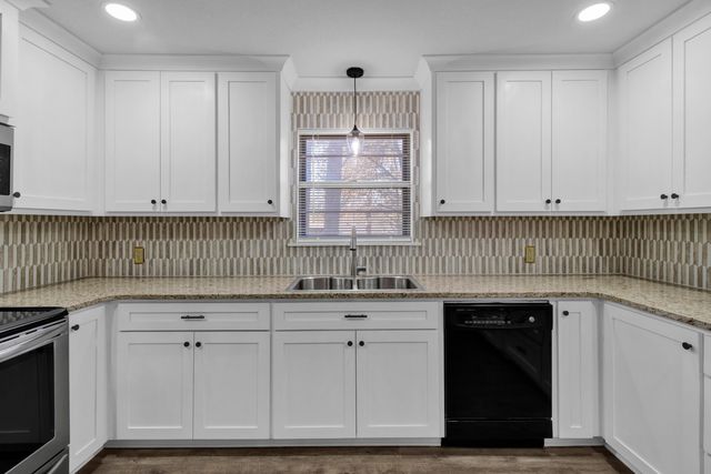 413 Dawn St, Longview, TX 75604