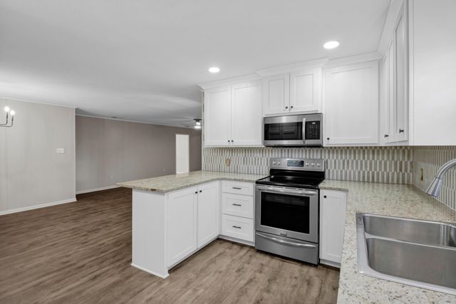 413 Dawn St, Longview, TX 75604