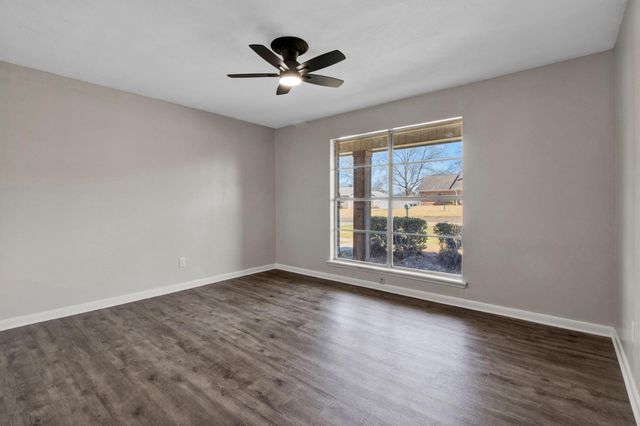 413 Dawn St, Longview, TX 75604