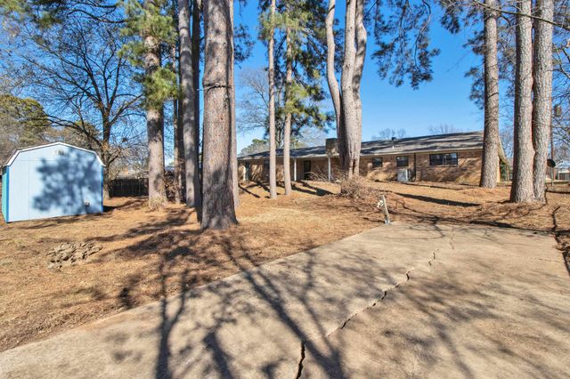 413 Dawn St, Longview, TX 75604