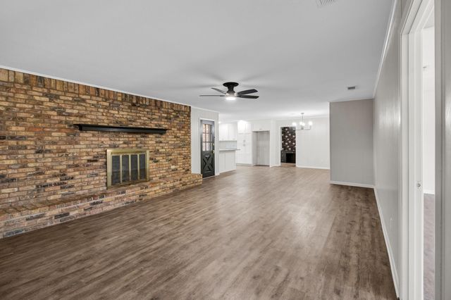 413 Dawn St, Longview, TX 75604