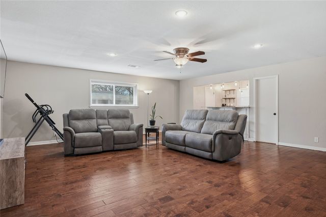 1507 Greenbrier, Sherman, TX 75092