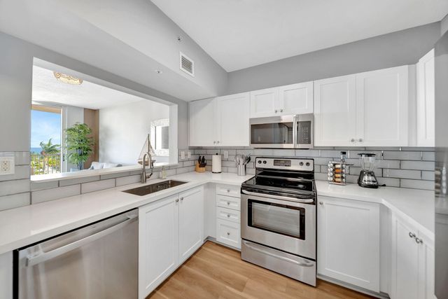 3020 NE 32nd Avenue 1017, Fort Lauderdale, FL 33308