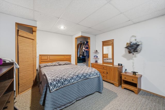 3215 Whitegate Road, Joliet, IL 60431