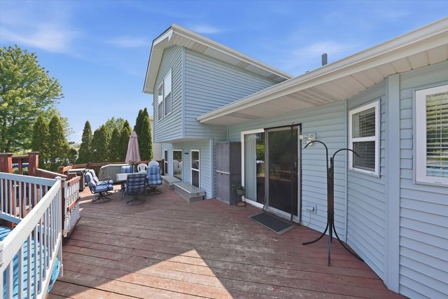 3215 Whitegate Road, Joliet, IL 60431