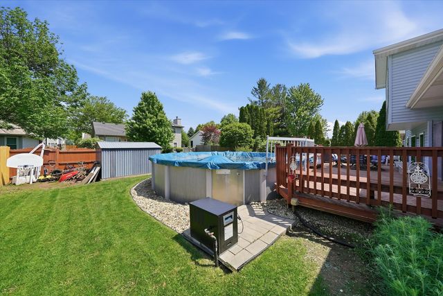 3215 Whitegate Road, Joliet, IL 60431