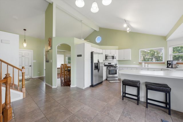 3215 Whitegate Road, Joliet, IL 60431
