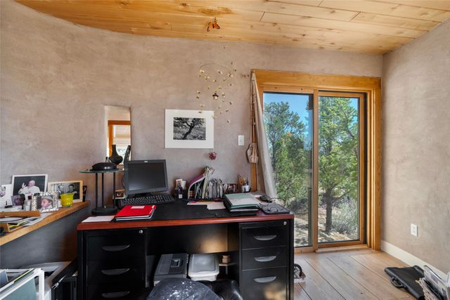 39 Zambra Way, Santa Fe, NM 87506