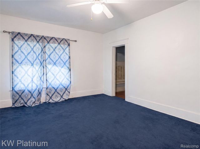 114 W Hamilton Avenue, Flint, MI 48503