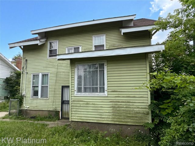 114 W Hamilton Avenue, Flint, MI 48503