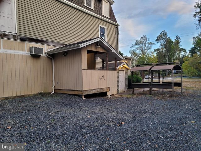 46 EVERGREEN RD, New Egypt, NJ 08533