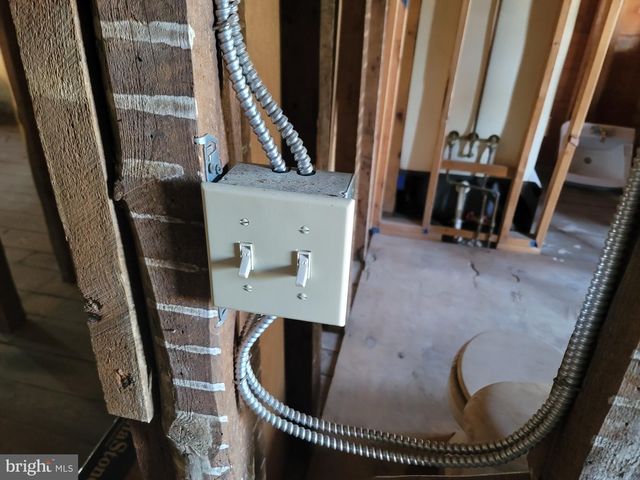 46 EVERGREEN RD, New Egypt, NJ 08533