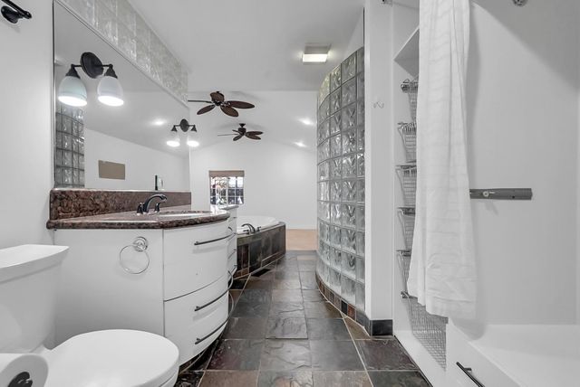 1945 Annhurst Ave, Turlock, CA 95382