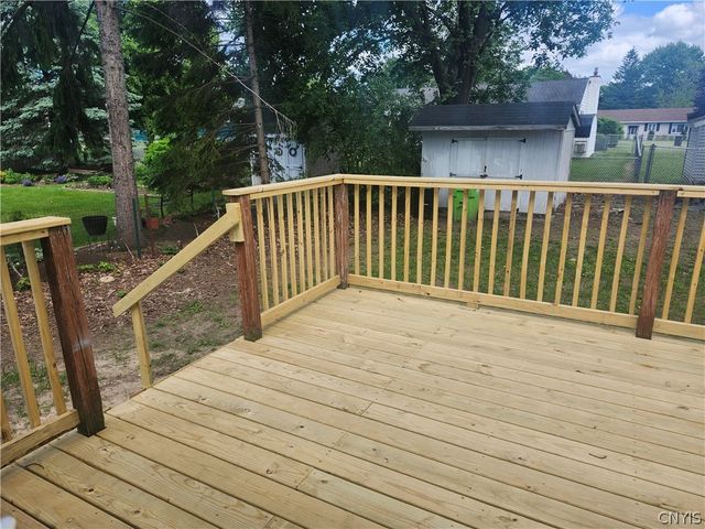 206 Marilyn Avenue, Salina, NY 13212