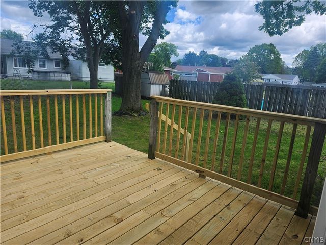 206 Marilyn Avenue, Salina, NY 13212