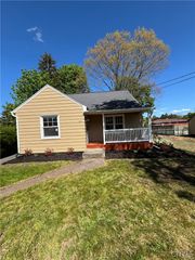 206 Marilyn Avenue, Salina, NY 13212