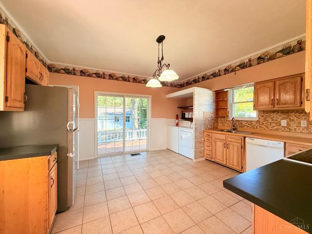 401 W Porter Street, Cleves, OH 45002