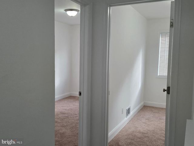 5320 JAY ST NE, Washington, DC 20019