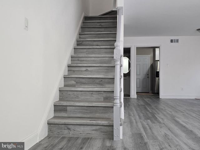 5320 JAY ST NE, Washington, DC 20019