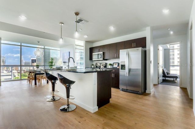 101-1 LAKE AVENUE, Orlando, FL 32801