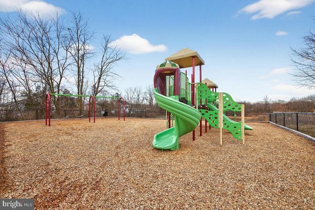 12139 FALLEN TIMBERS CIR, Hagerstown, MD 21740