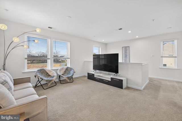 12139 FALLEN TIMBERS CIR, Hagerstown, MD 21740