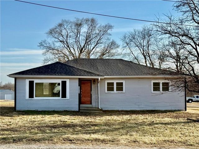 1213 W Main Street, Richmond, MO 64085