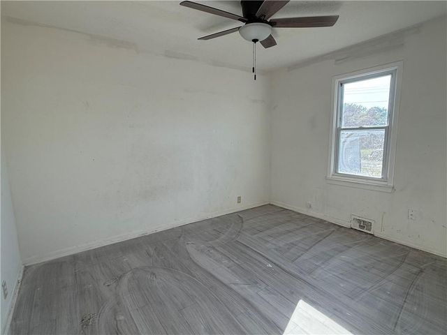 1213 W Main Street, Richmond, MO 64085