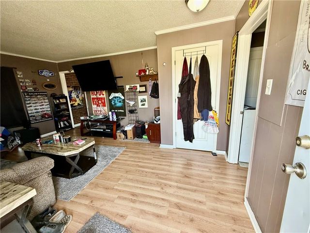 1213 W Main Street, Richmond, MO 64085