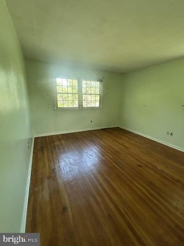 1 EMBASSY CIR, Norristown, PA 19403