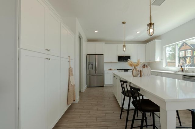 5096 N Maruyama Avenue, Fresno, CA 93723