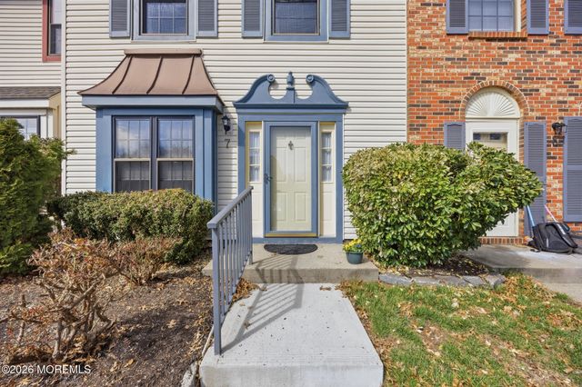 12 Interlaken Court 7, Freehold, NJ 07728