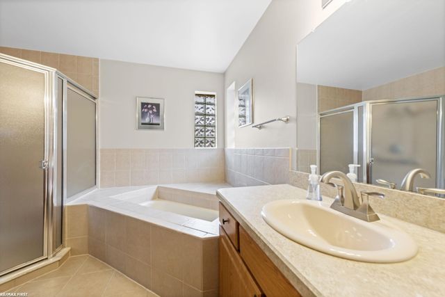 20070 Ridgeway Court, Clinton Twp, MI 48038