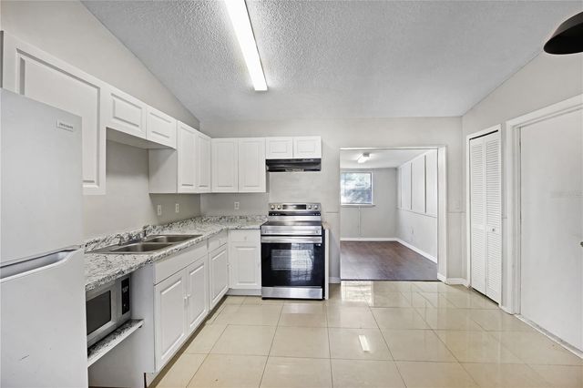 3802 SHADY GROVE CIRCLE, Orlando, FL 32810