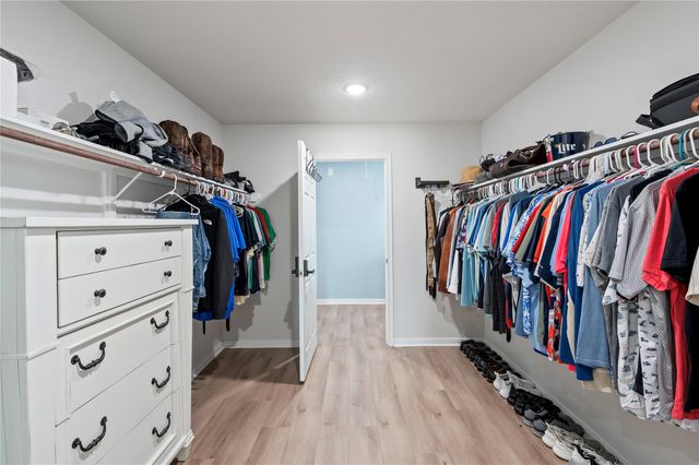 2210 Ninos Drive, League City, TX 77539