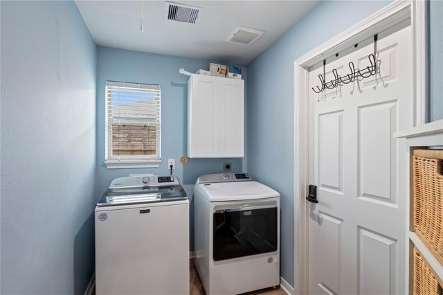 2210 Ninos Drive, League City, TX 77539