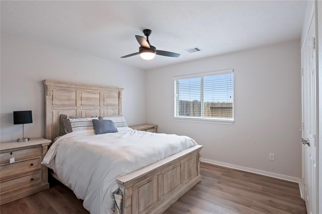 2210 Ninos Drive, League City, TX 77539