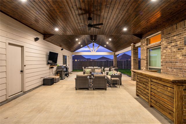 2210 Ninos Drive, League City, TX 77539