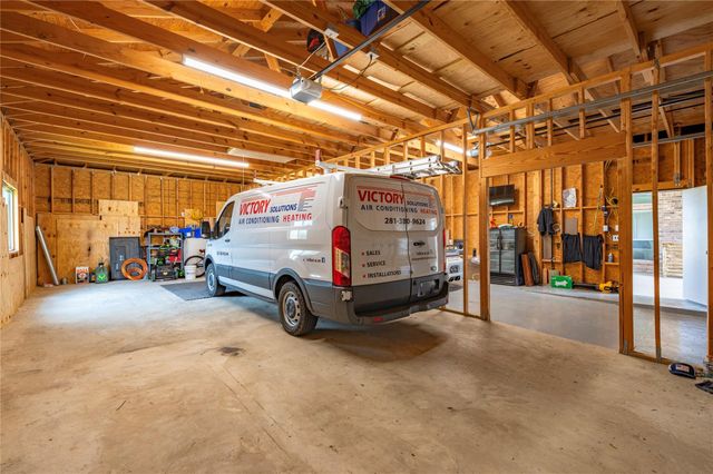 2210 Ninos Drive, League City, TX 77539