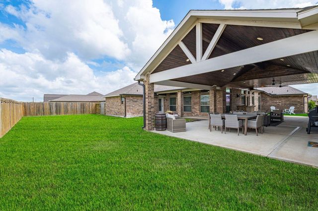 2210 Ninos Drive, League City, TX 77539