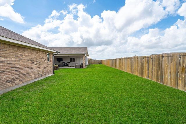 2210 Ninos Drive, League City, TX 77539