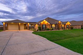 2210 Ninos Drive, League City, TX 77539