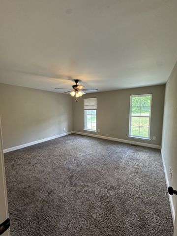 282 Wheel Rd, Shelbyville, TN 37160