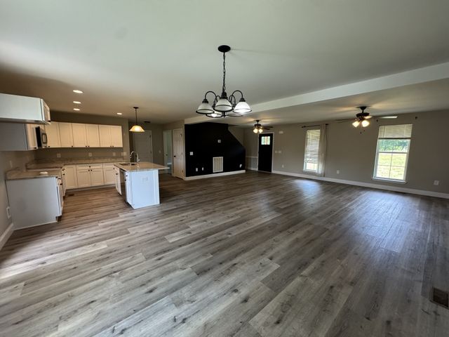 282 Wheel Rd, Shelbyville, TN 37160