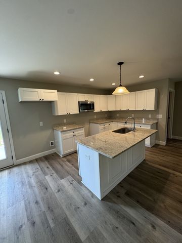 282 Wheel Rd, Shelbyville, TN 37160