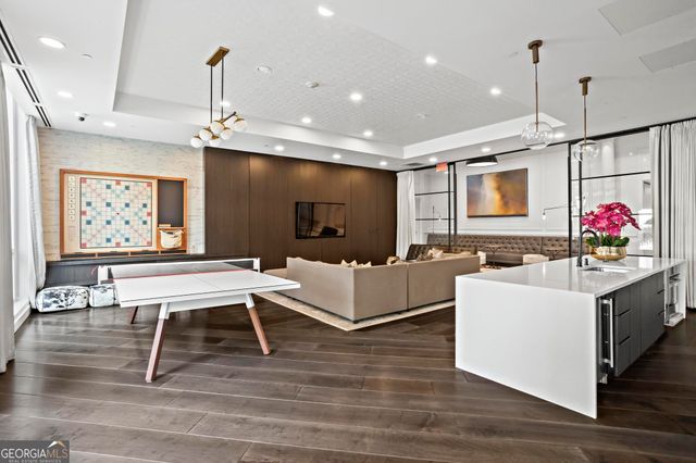 325 E Paces Ferry Road NE 703, Atlanta, GA 30305